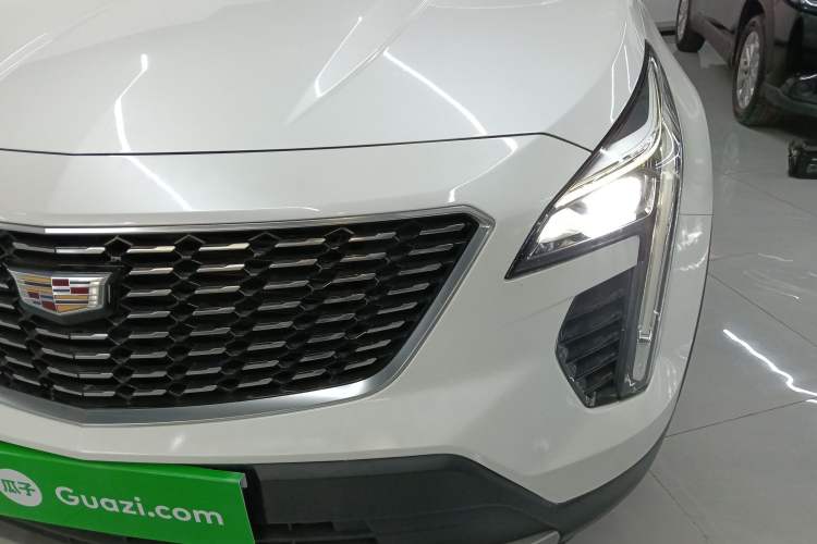 Used Cadillac XT4 2021 28T Two-Wheel Drive Leading Version
