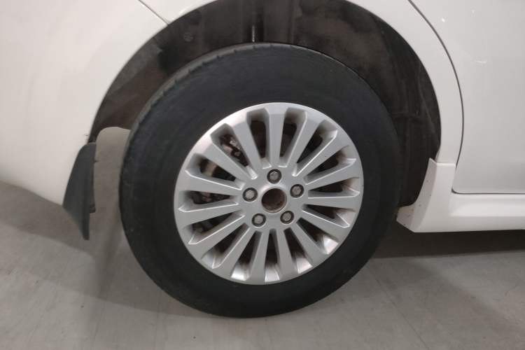 Used Ford Focus 2013 Hatchback Classic 1.8L Automatic Fashion Edition
