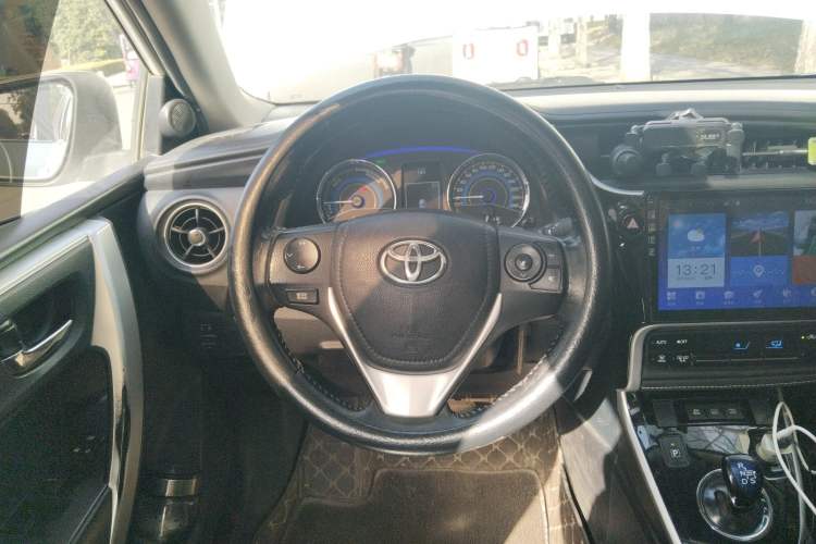 Used Toyota Corolla 2017 Revised Dual-Engine 1.8L E-CVT Elite Edition
