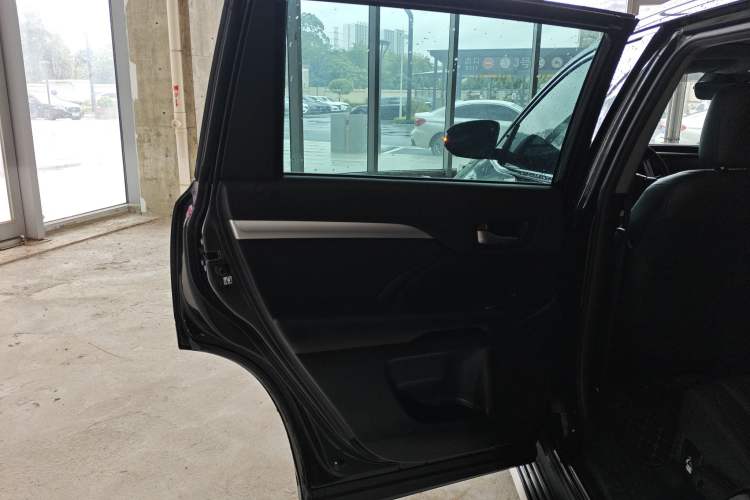 Used Toyota Highlander 2021 2.0T Four-Wheel Drive Prestige Version 7 Seats
