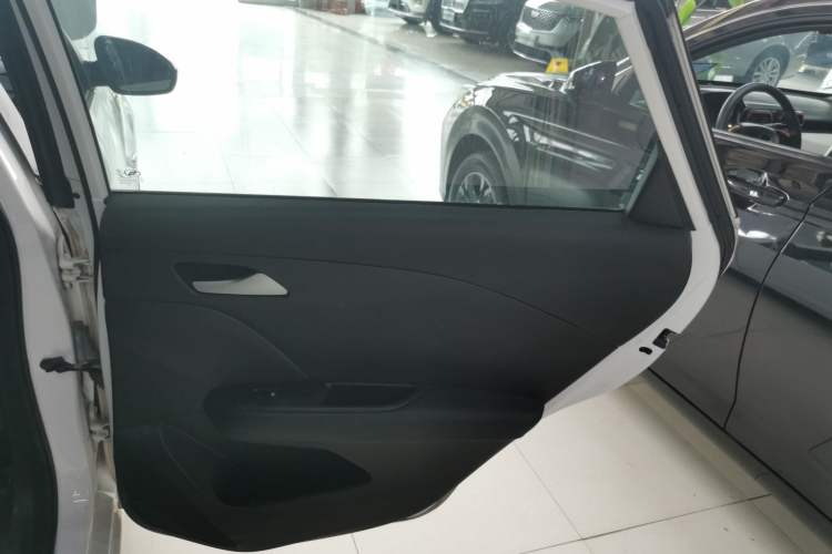 Used Chevrolet Monza 2019 Redline 320T Dual-Clutch Joyful Edition China VI Standard
