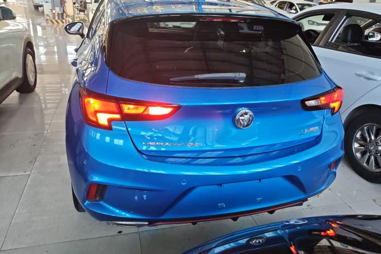 Used Buick Verano 2016 Hatchback GS 20T Dual-Clutch Passionate Sporty Model
