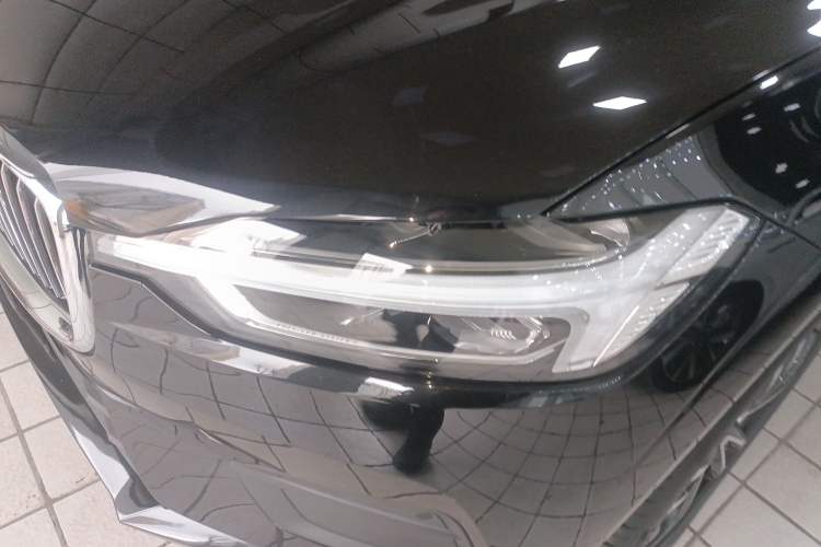 Used Volvo XC60 2019 T5 4x4 Zhiyuan Edition China VI Standard