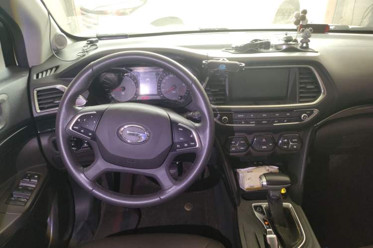 Used GAC Trumpchi GS4 2017 200T G-DCT Two-Wheel Drive Luxury Edition