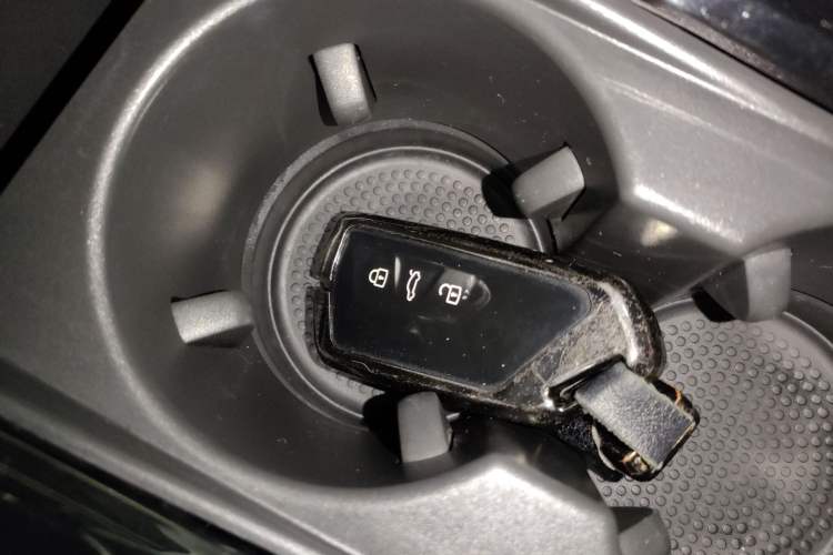 Used Volkswagen Teramont X 2022 330TSI Two-Wheel-Drive Luxury Edition
