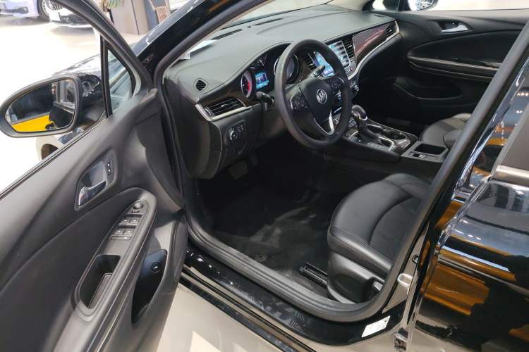 Used Buick Verano 2019 Sedan 20T Dual-Clutch Leading Model