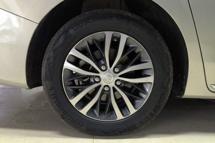 Used Buick GL8 2023 ES Lu Zun Deluxe Model
