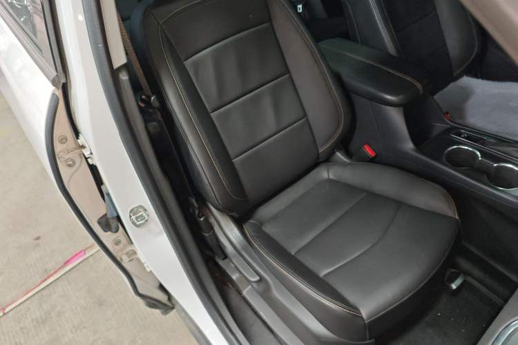 Used Chevrolet Equinox 2019 535T Automatic Chijie Edition China VI
