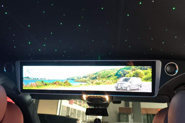 Used Mercedes-Benz Vito 2023 2.0T Elite Version 7 Seats