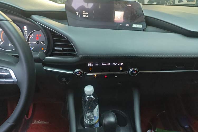 Used Mazda Mazda 3 Axela 2020 2.0L Automatic ZhiXuan Edition
