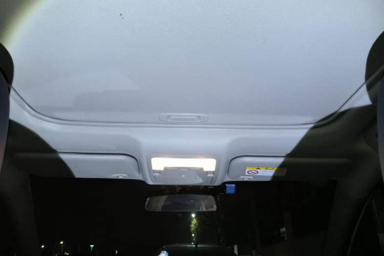 Used Toyota Corolla 2017 Revised Dual-Engine 1.8L E-CVT Elite Edition