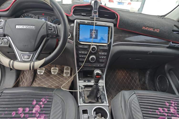 Used Haval H2 2016 Red-Label 1.5T Manual Two-Wheel Drive Luxury Model