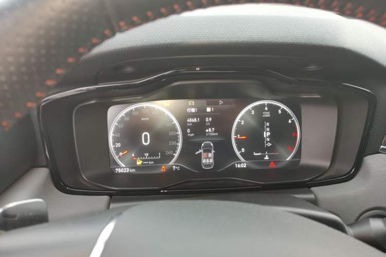 Used Lynk & Co 02 2018 1.5T DCT Two-Wheel Drive Pro Version China V Emission Standard
