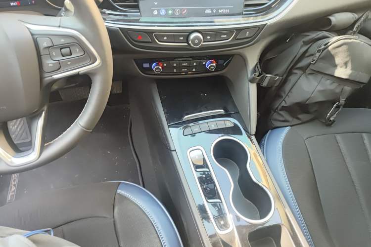 Used Buick Regal 2024 25T Deluxe Edition