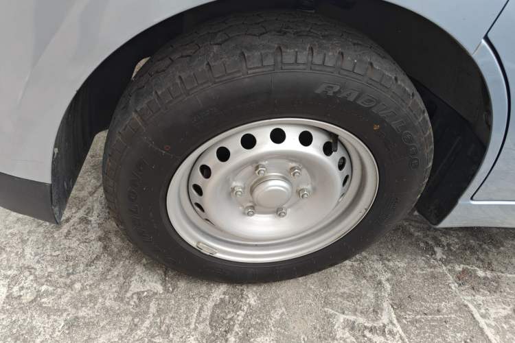 Used Wuling Yangguang 
