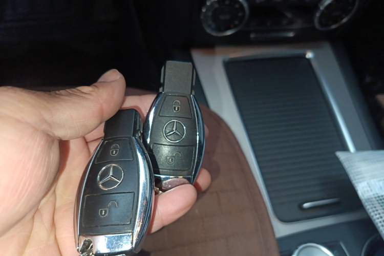 Used Mercedes-Benz GLK-Class 2015 GLK 260 4MATIC Dynamic Edition Ultimate Version
