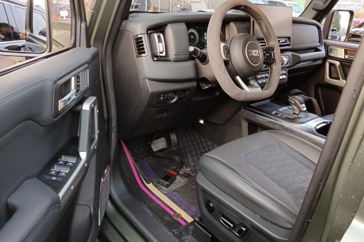 Used  T01 2024 2.0T Mechanic
