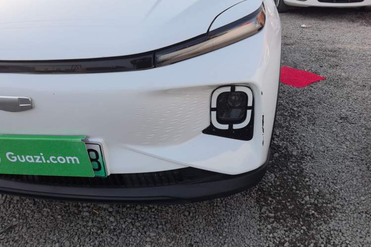 Used Geometry E Firefly 2024 401km Starlight
