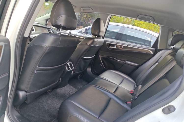 Used Honda Jade 2016 1.8L Automatic Comfort Version 5 Seats
