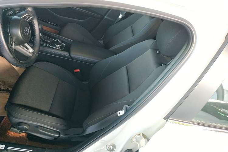 Used Mazda Mazda 3 Axela 2023 2.0L Automatic ZhiXuan Edition
