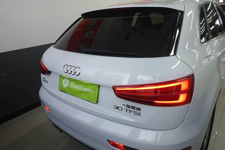 Used Audi Q3 2017 30 TFSI Fashion Model
