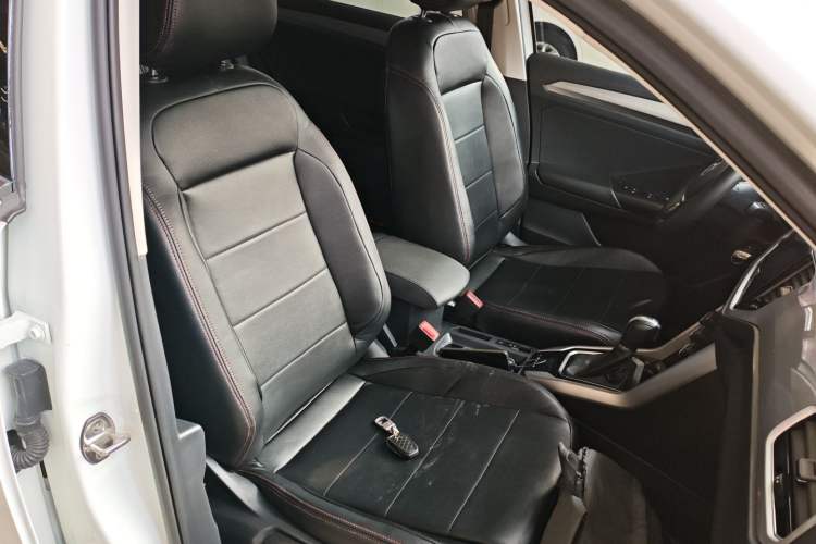 Used Volkswagen T-ROC 2020 230TSI DSG Two-Wheel Drive Advanced Version