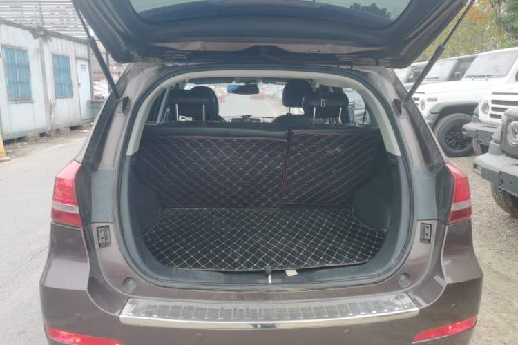 Used Haval H2 2016 Red Label 1.5T Automatic Two-Wheel Drive Elite Model
