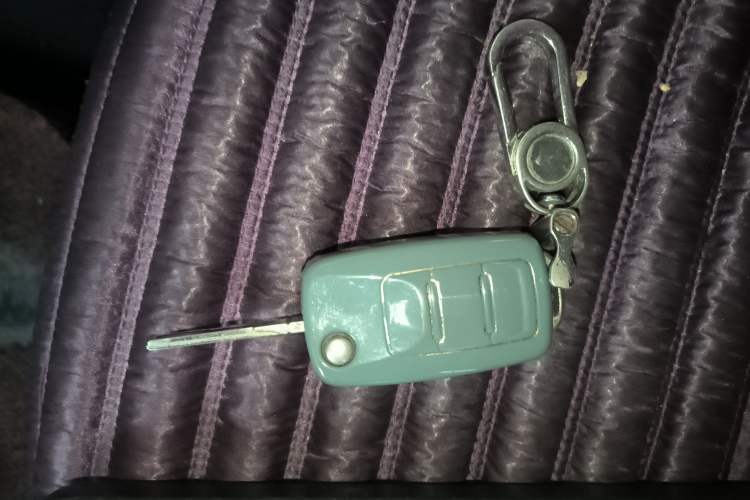 Used Volkswagen Polo 2014 1.4L Manual Fashion Edition
