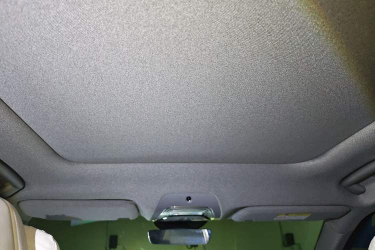 Used VOYAH FREE 2025 318 318 km Rear-Drive Touring Edition