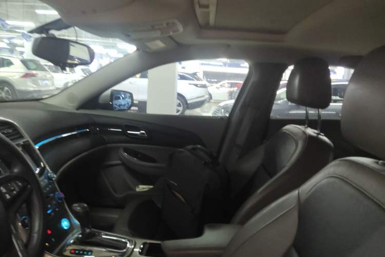 Used Chevrolet Malibu 2014 2.0L Automatic Luxury Edition
