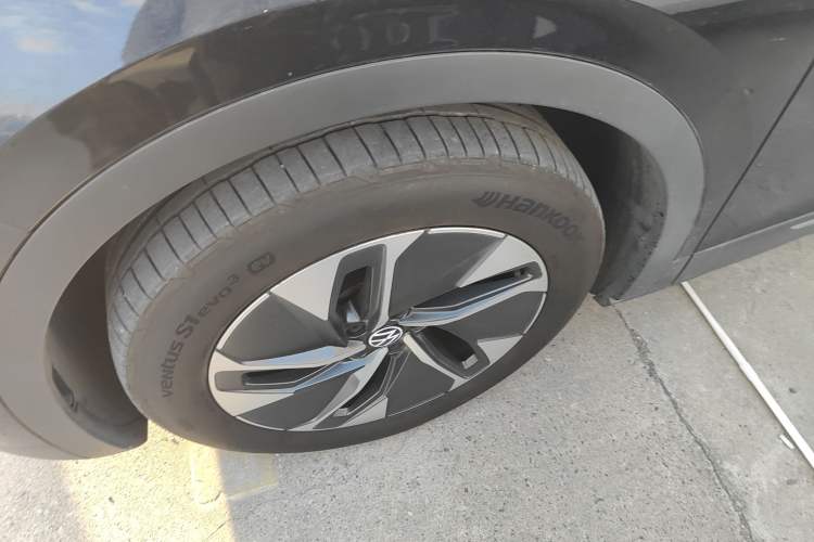 Used Volkswagen ID.4 CROZZ 2024 PURE+ model