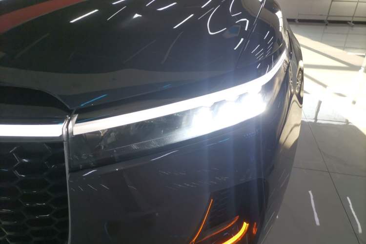 Used Li Auto ONE 2021 Extended-Range 6-Seater Version
