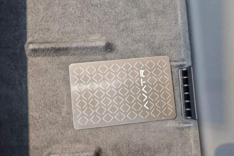 Used  11 2022 Long-Range Dual-Motor Version 5 Seats
