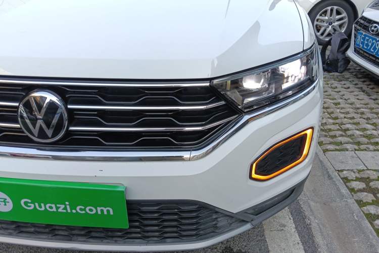 Used Volkswagen T-ROC 2021 280TSI DSG Two-Wheel Drive Elite Connect Edition
