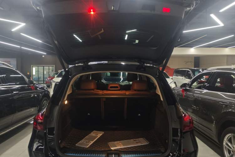 Used Mercedes-Benz GLE 2024 Refreshed GLE 350 4MATIC Stylish Edition
