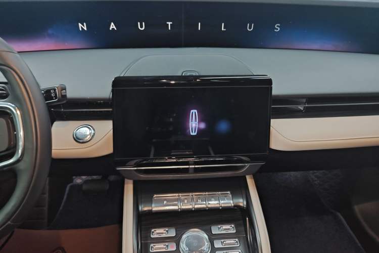 Used Lincoln Nautilus 2023 2.0T Four-Wheel Drive Luxury Edition
