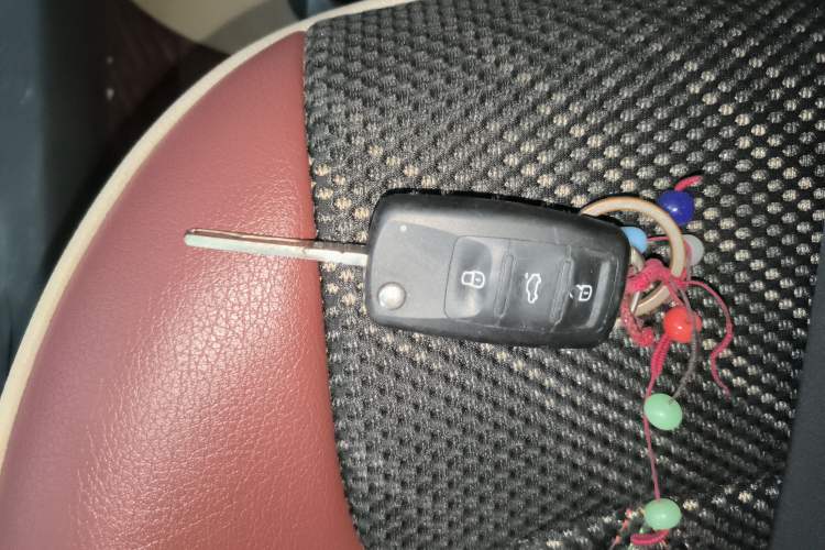 Used Skoda Rapid 2013 1.6L Automatic Smart Selection Model
