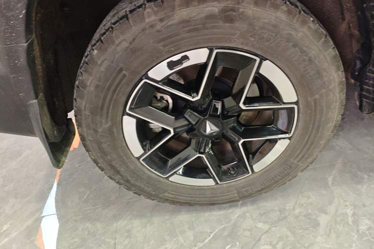 Used Deepal G318 2024 Four-Wheel-Drive Air Suspension Model