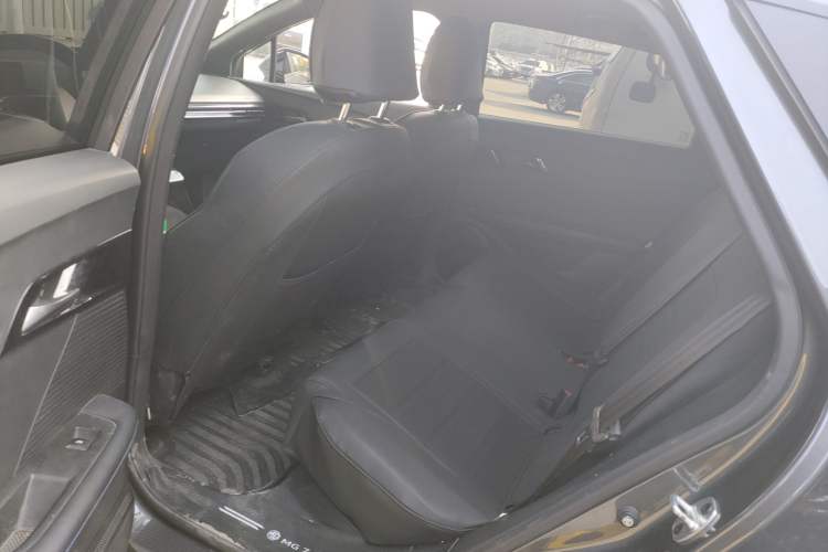 Used MG 4 EV 2023 415 km Range Sea-Faring Champion Edition
