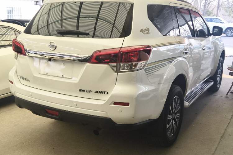 Used Nissan Terra 2018 2.5L Automatic 4x4 Luxury Edition