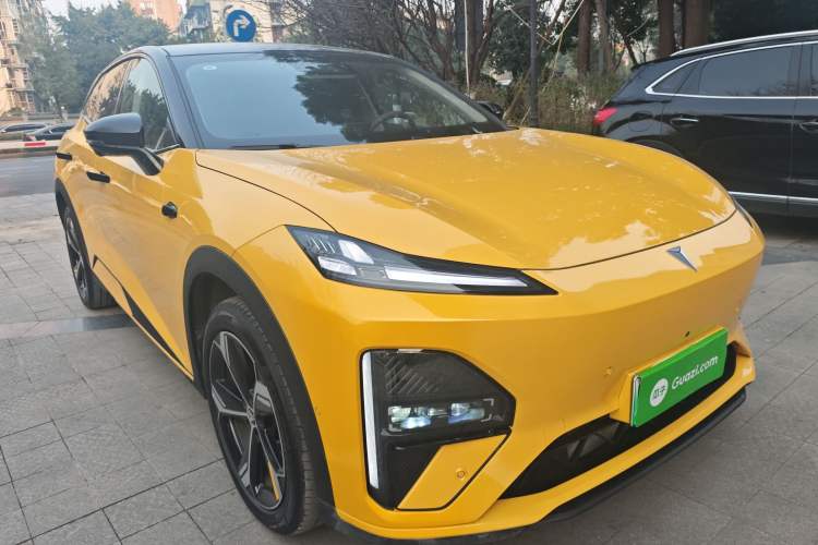 Used  S07 2026 230Ultra with Huawei Qiankun ADS SE Edition