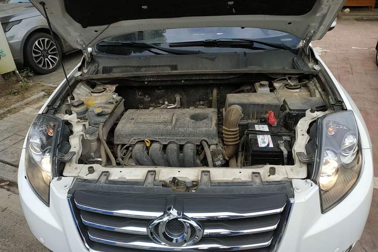 Used Geely Auto GX7 2015 Classic Edition 1.8L Manual Urban Model China IV
