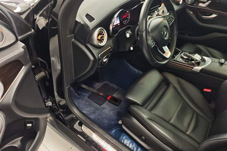 Used Mercedes-Benz GLC 2018 Facelifted GLC 260 4MATIC Dynamic Edition
