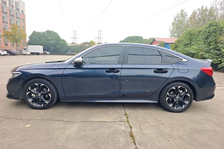 Used Honda Civic 2023 2.0L eHEV Sharp Edition
