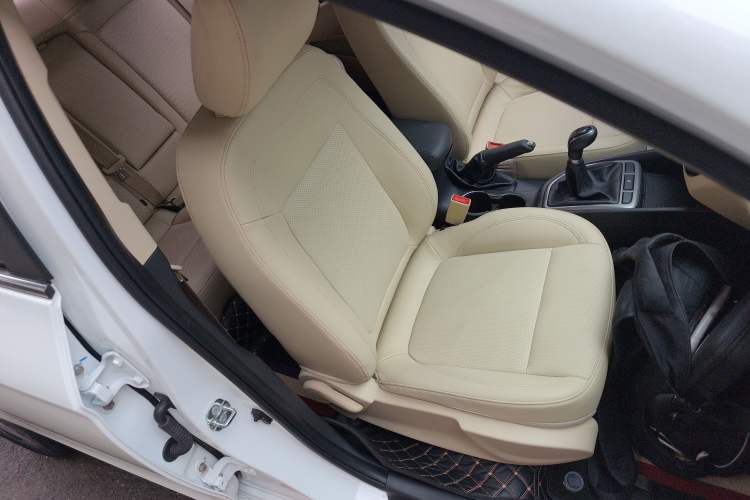 Used Changan Eado 2016 1.6L Manual Fashion Edition
