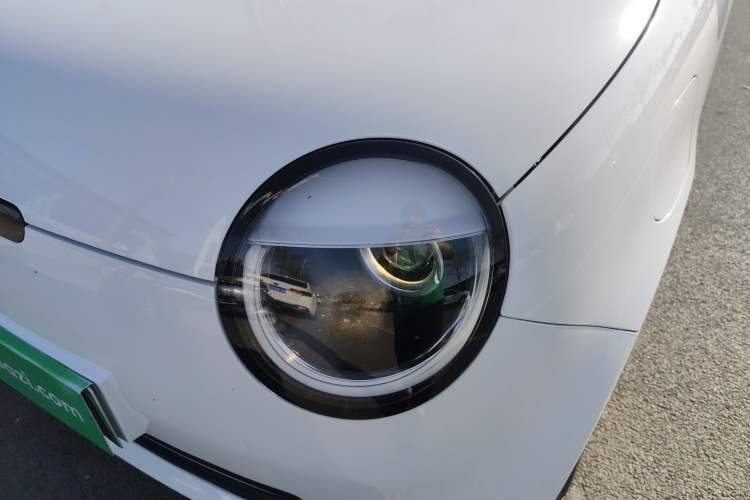 Used  Lumin 2023 301km Honey Dew Edition
