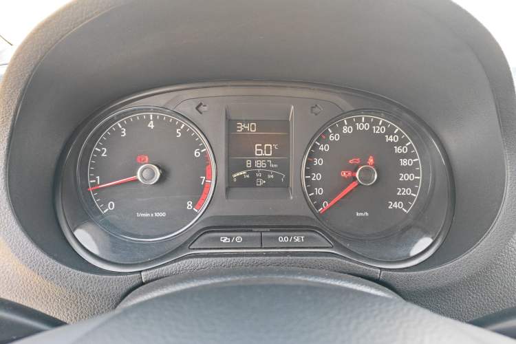 Used Volkswagen Polo 2014 1.4L Manual Fashion Edition
