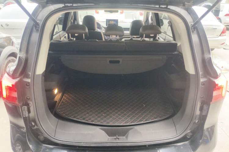 Used FORTHING Joyear X5 2017 Jingxiang Series 1.5T CVT Smart Connectivity Model
