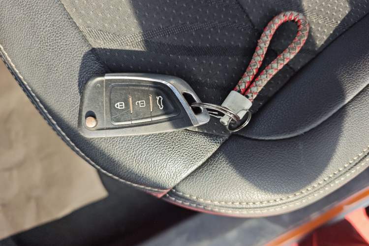 Used Baojun 510 2017 1.5L Manual Fashion Model
