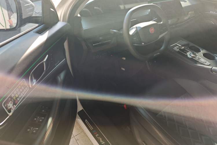 Used Changan UNI-K iDD 2022 Blue Whale iDD 130km 1.5T Prestige Model
